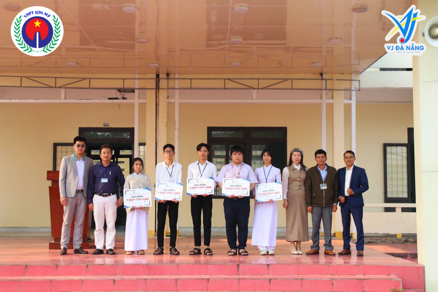 https://www.vjdanang.com/Resources/Blogs/Thumbnails/28/218/vj-da-nang-trao-hoc-bong-cho-hoc-sinh-thpt-son-my-tai-quang-ngai-ngay-24032025-218.jpg