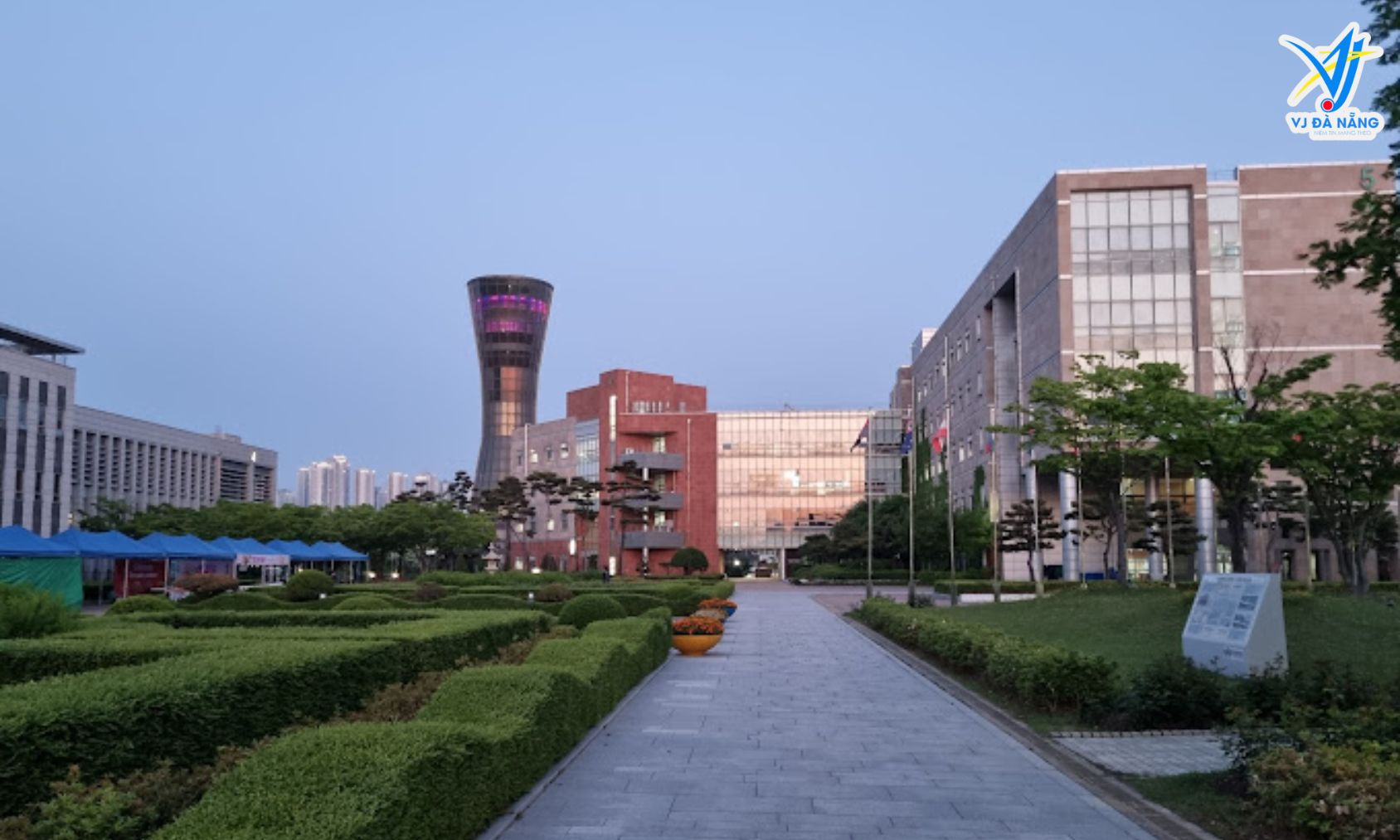 https://www.vjdanang.com/Resources/Blogs/Thumbnails/35/602/dai-hoc-quoc-gia-incheon-truong-top-1-han-quoc-duoc-du-hoc-sinh-viet-san-don-602.jpg