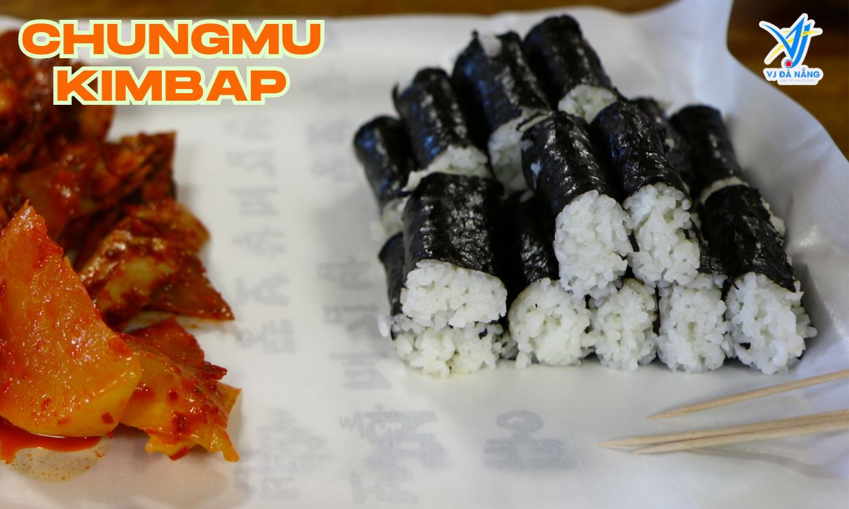 https://www.vjdanang.com/Resources/Blogs/Thumbnails/6/1006/kimbap-han-quoc-mon-an-truyen-thong-day-hap-dan-1006.jpg