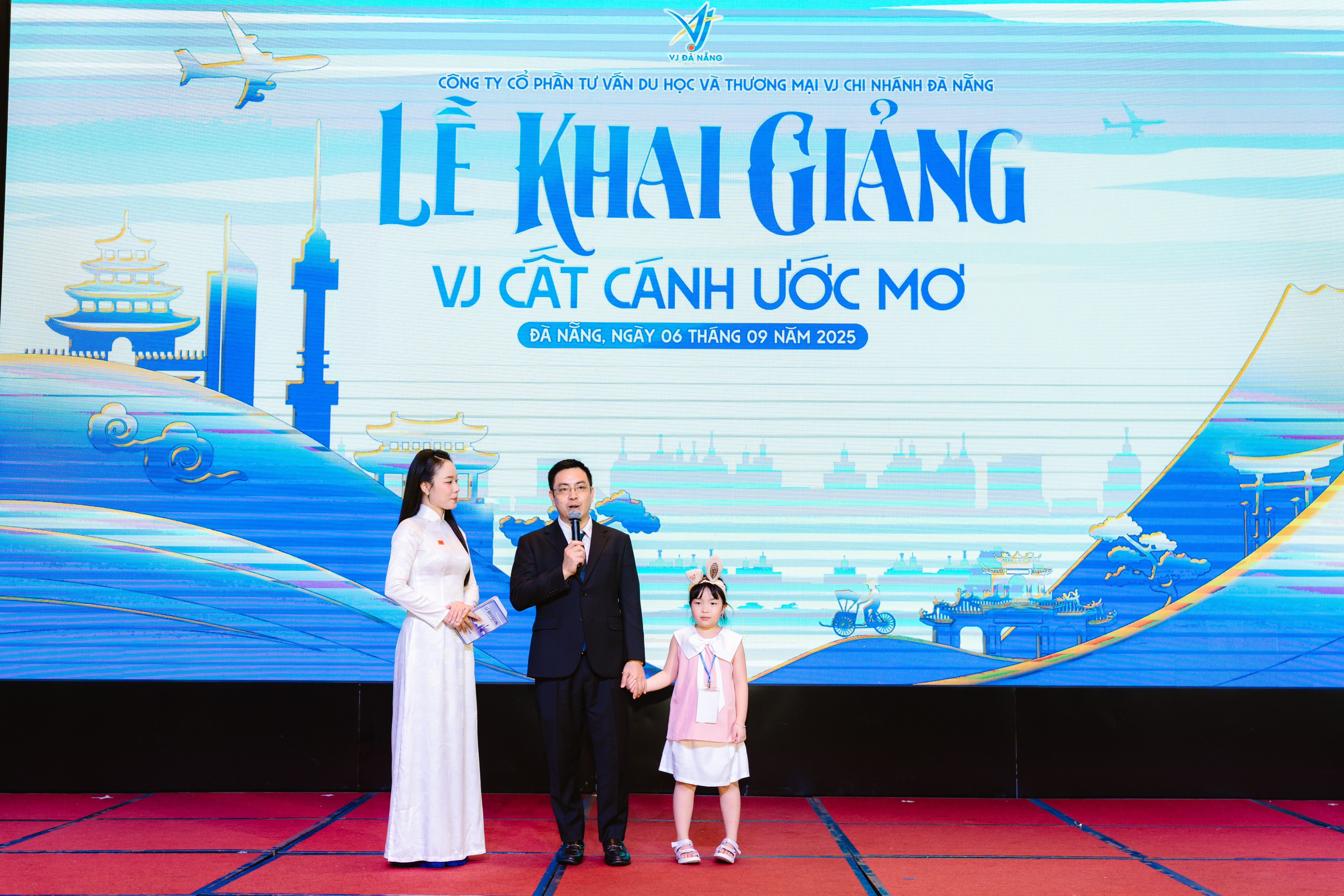 https://www.vjdanang.com/Resources/Blogs/Thumbnails/68/1519/chuong-trinh-boc-tham-trung-thuong-tai-le-khai-giang-vj-da-nang-2025-1519.jpg
