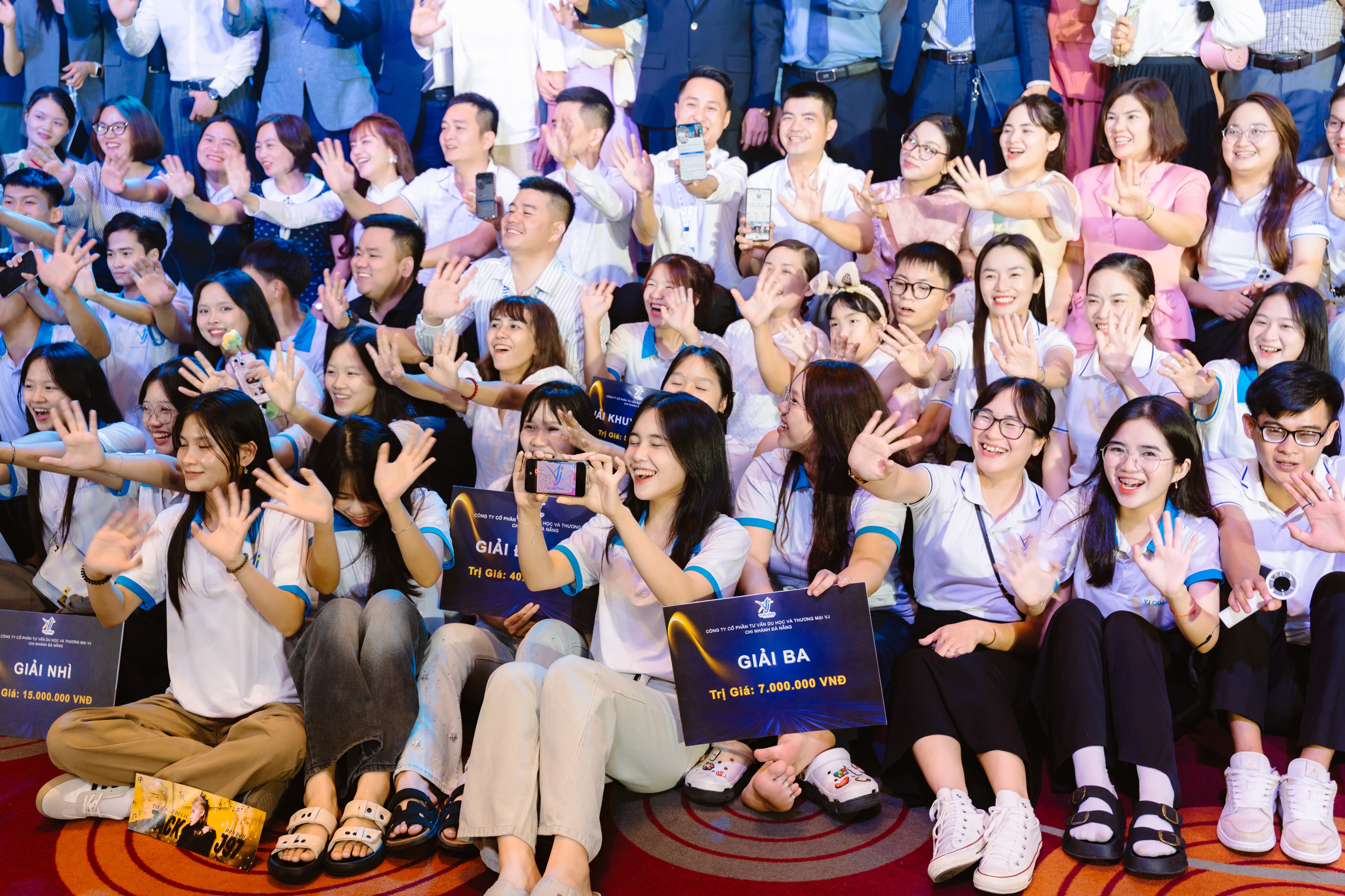 https://www.vjdanang.com/Resources/Blogs/Thumbnails/68/1523/chuong-trinh-boc-tham-trung-thuong-tai-le-khai-giang-vj-da-nang-2025-1523.jpg